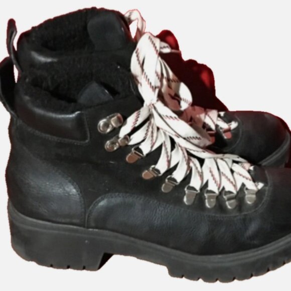 Madden Girl Ankle Boots women's size 9 Lace-Up non slip Lug Sole Black - Picture 2 of 10